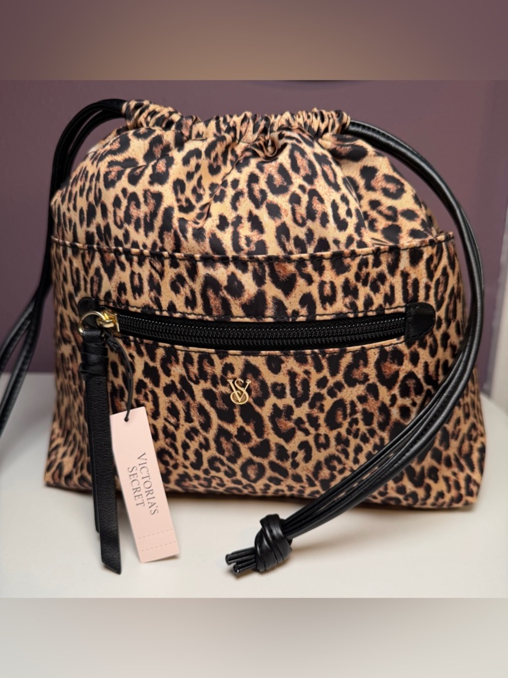NWT VICTORIA'S SECRET Cinched Travel Beauty Organizer Bag-Leopard
